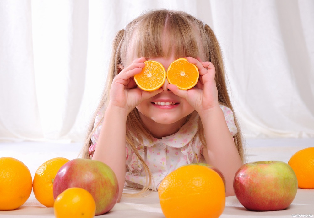 Девочка с апельсинами